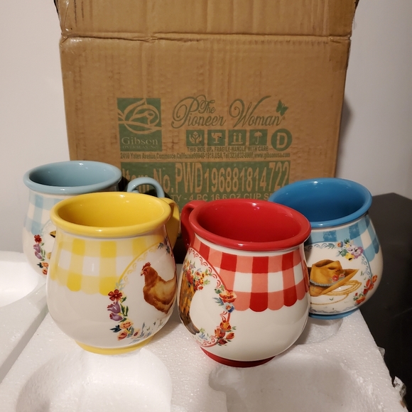 NIB Pioneer Woman novelty mugs - Picture 8 of 11